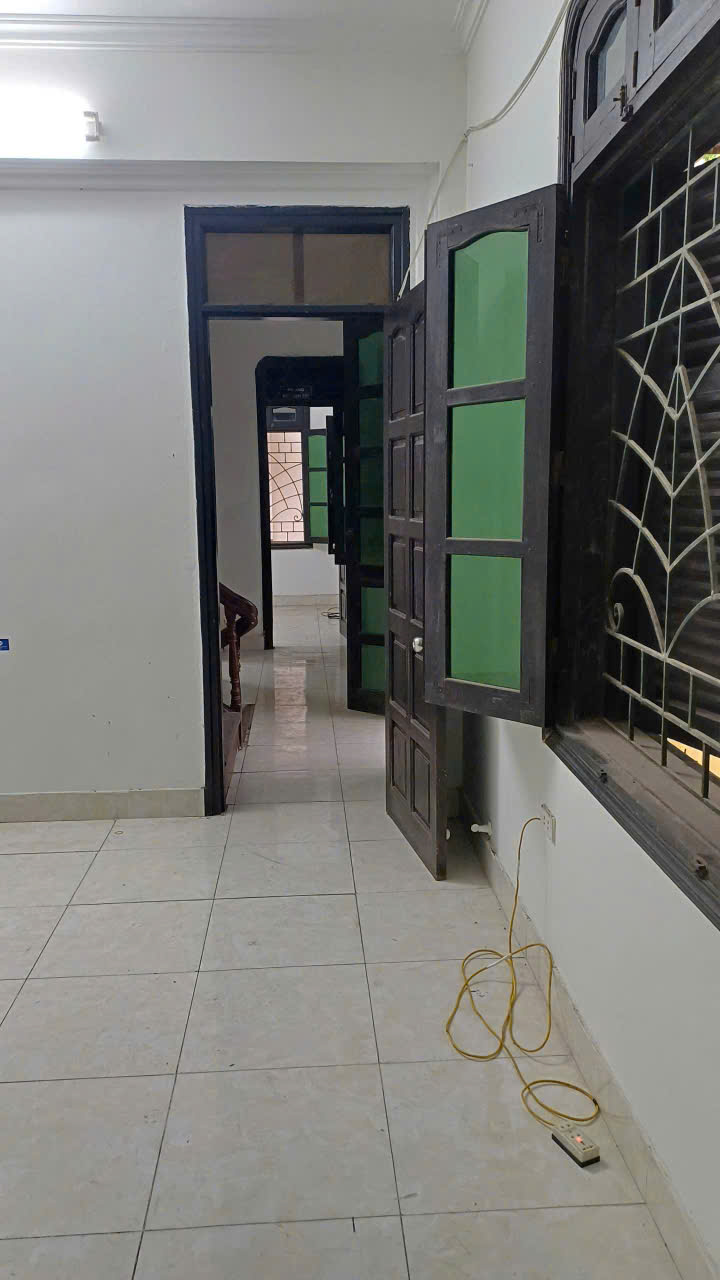 Cho thuê liền kề KĐT Bắc Linh Đàm gần VD3 Hoàng Mai.75m2 x 4 tầng, 4 ngủ, 3 wc.22 triệu - Ảnh 4
